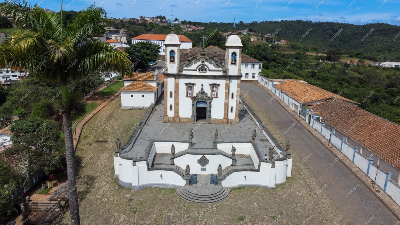 Congonhas, Minas Gerais, Brasil: Vista Aérea da Igreja de Bom Jesus de Matosinhos – Patrimônio Cultural da Humanidade