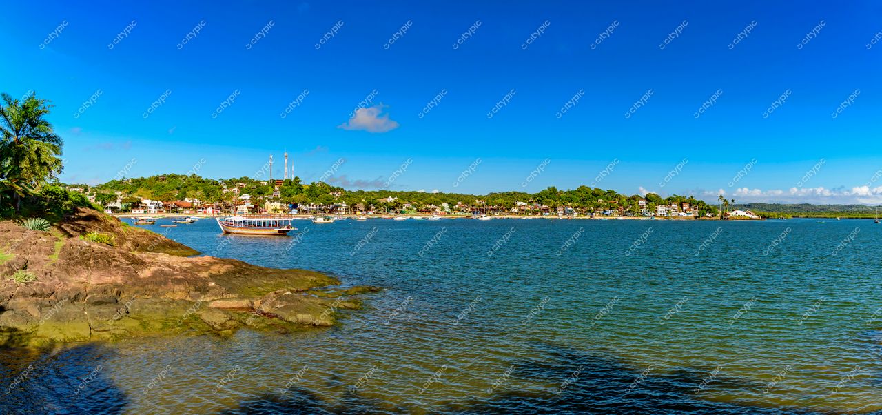 Itacaré, Bahia: Vista panorâmica da costa tropical brasileira