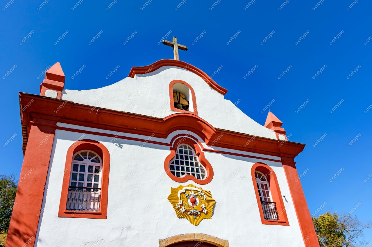 Igreja Colonial em Ouro Preto: Patrimônio Histórico de Minas Gerais, Brasil