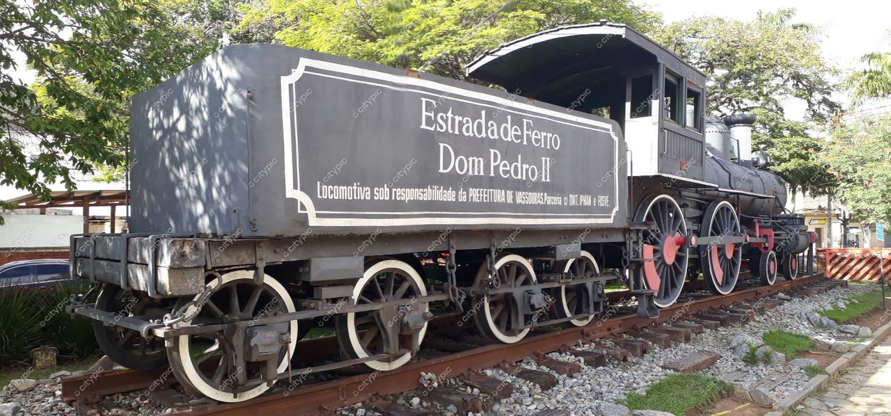 Vassouras, Rio de Janeiro: Locomotiva histórica da Estrada de Ferro Dom Pedro II em destaque