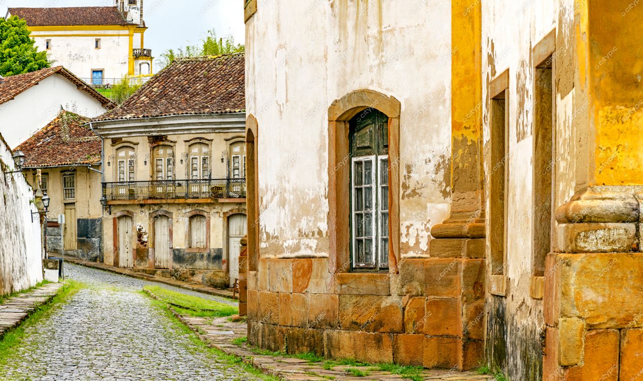 Ouro Preto, Minas Gerais: Rua de paralelepípedos e arquitetura colonial