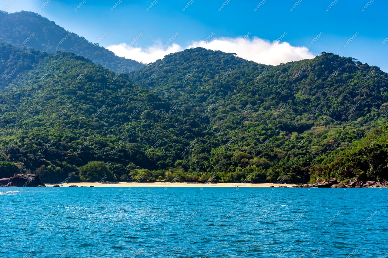 Ilhabela, São Paulo, Brasil: O Paraíso Tropical da Costa Brasileira