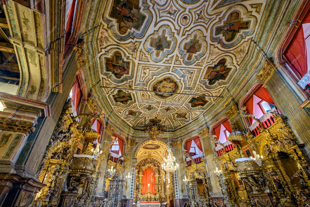 Igreja Barroca em Ouro Preto: Tesouro Histórico de Minas Gerais