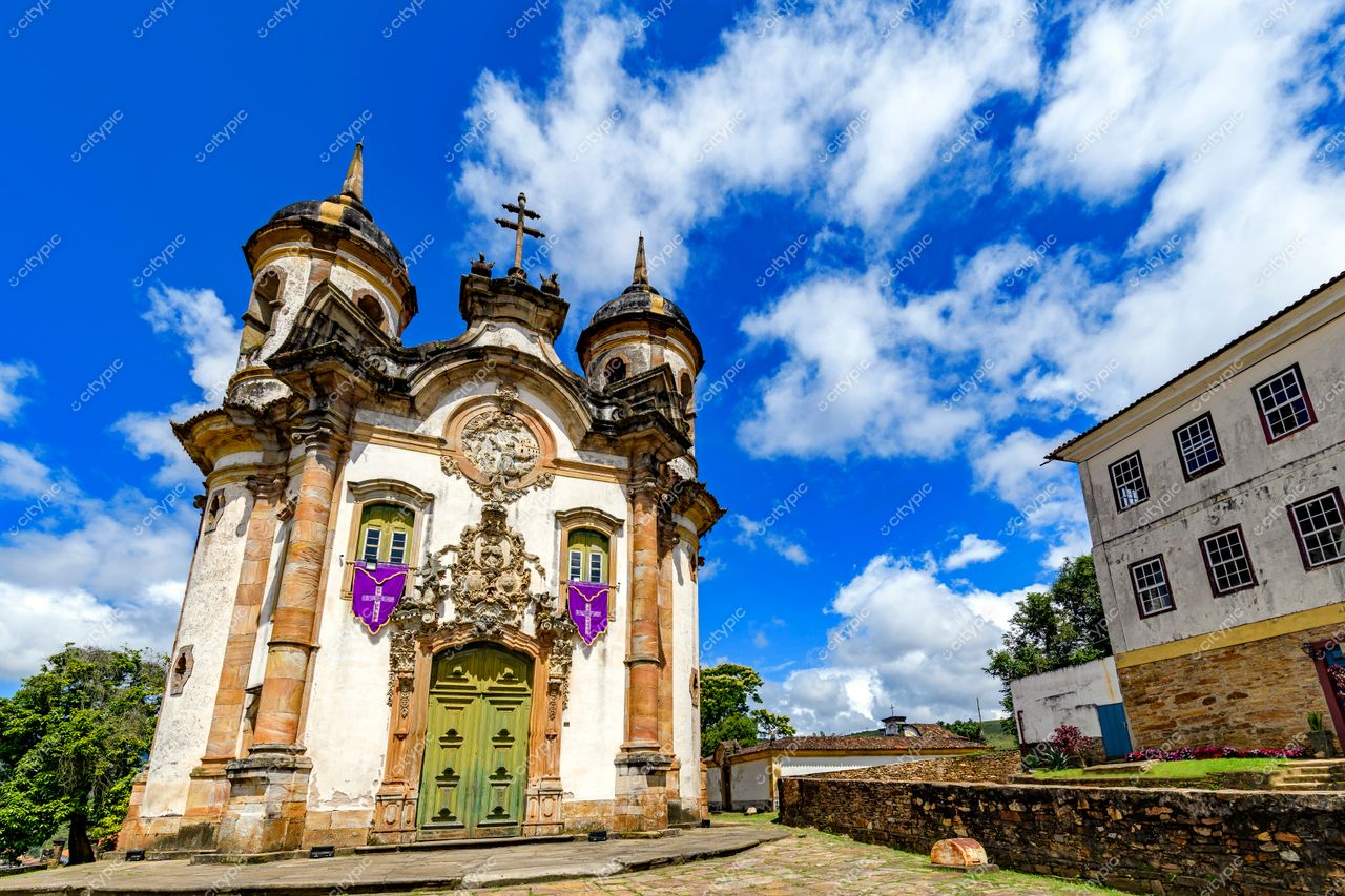 Ouro Preto, Minas Gerais: Igreja de São Francisco de Assis em todo seu esplendor barroco