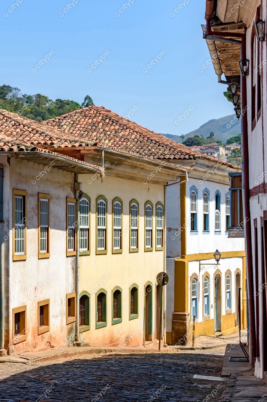 Ouro Preto, Minas Gerais: Encanto colonial em tons de branco e amarelo