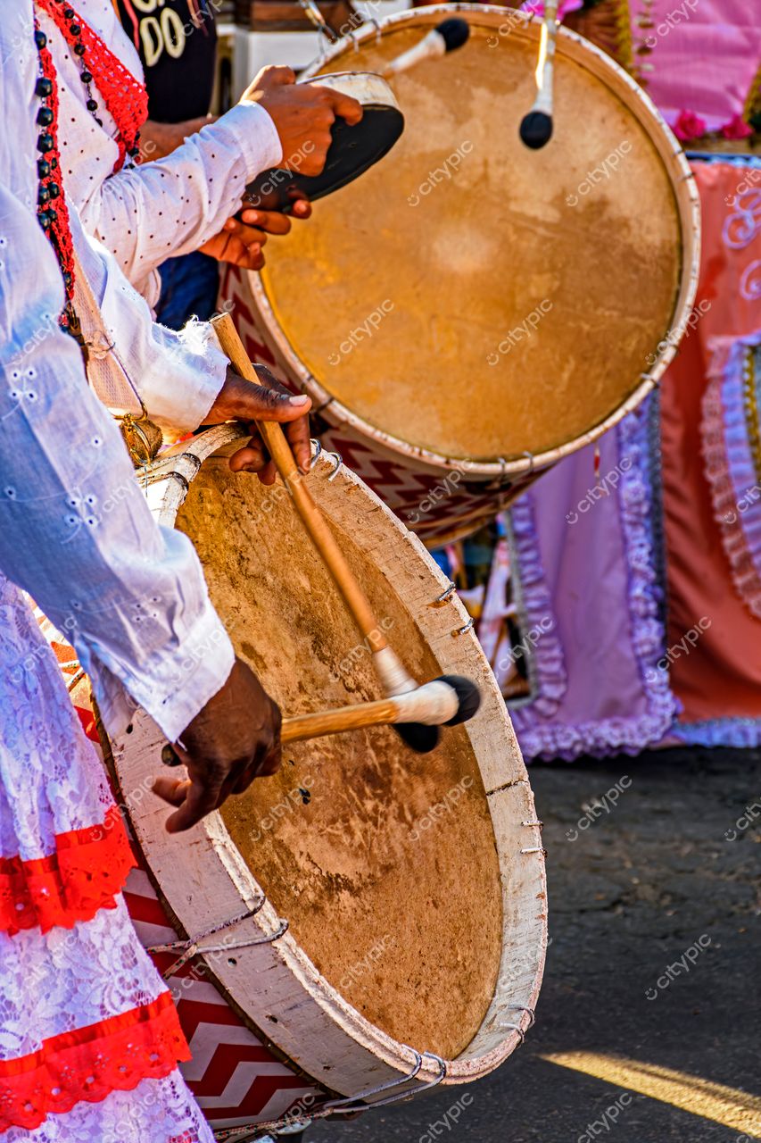 Tambores e Tradições: Celebração Cultural em Belo Horizonte, Minas Gerais, Brasil