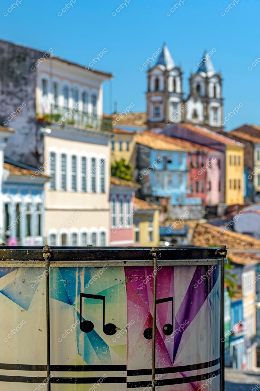 Pelourinho, Salvador: A harmonia das cores e sons da cultura baiana