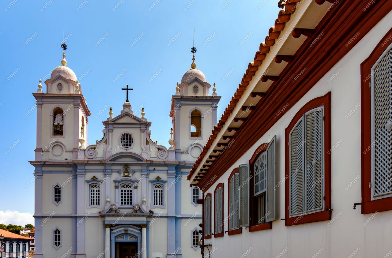 Diamantina, Minas Gerais: A majestosa Igreja de São Francisco de Assis e sua arquitetura colonial