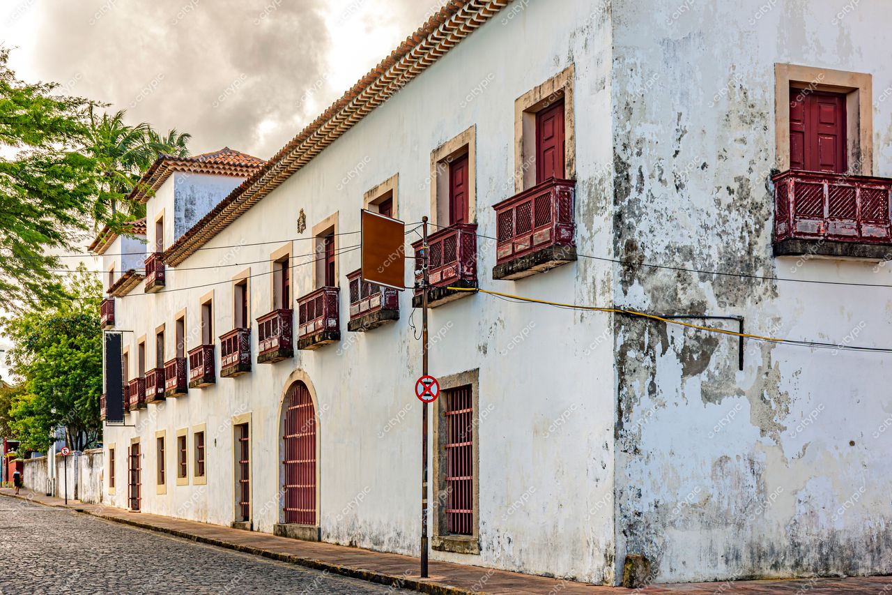 Casarão Colonial: Beleza Histórica de Olinda, Pernambuco, Brasil