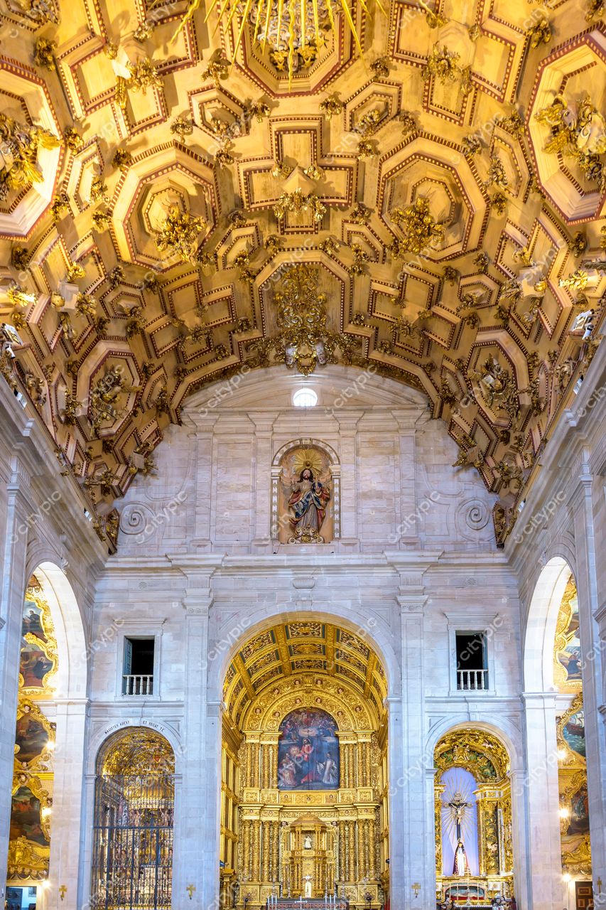 Igreja do Pelourinho: O esplendor dourado de Salvador, Bahia