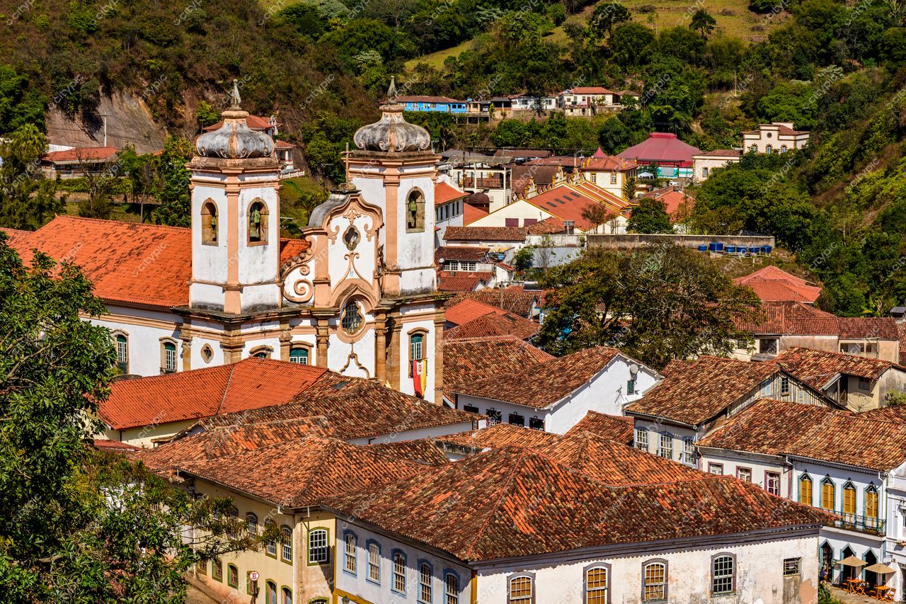 Ouro Preto, Minas Gerais: A beleza colonial e histórica em uma vista panorâmica