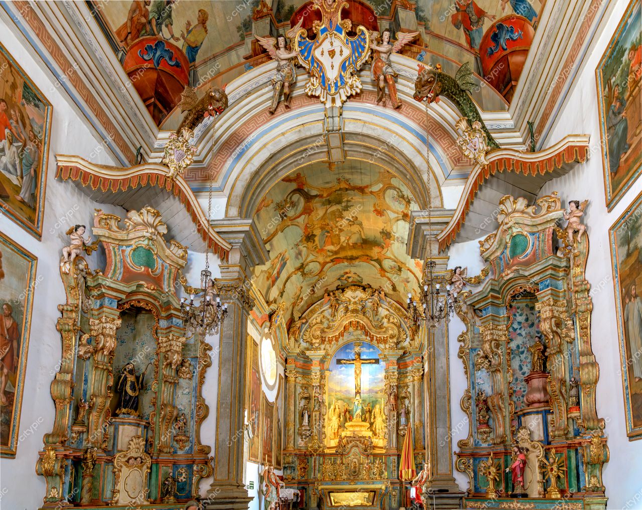 Congonhas, Minas Gerais: Interior deslumbrante da Igreja de Bom Jesus de Matosinhos