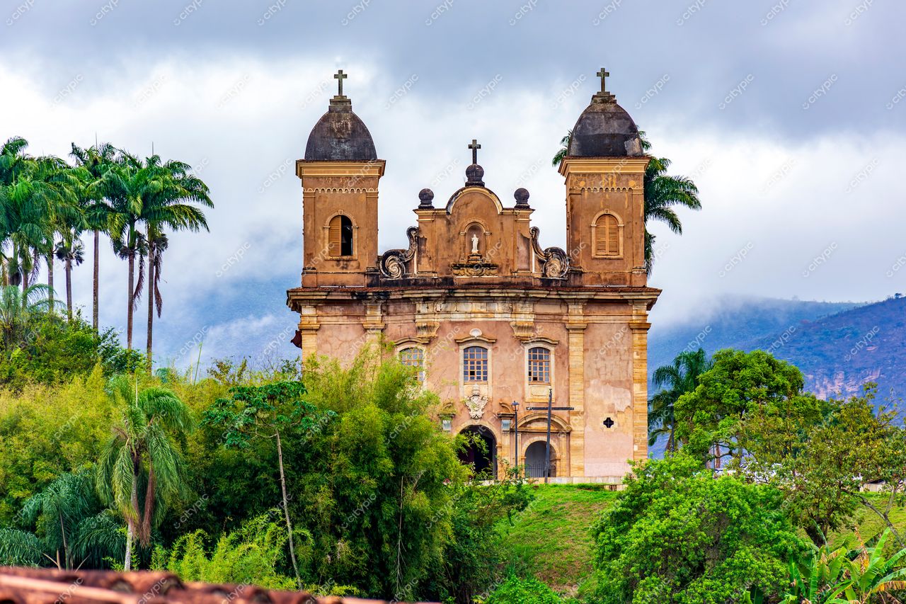 Igreja Histórica de Mariana: Beleza Colonial em Minas Gerais