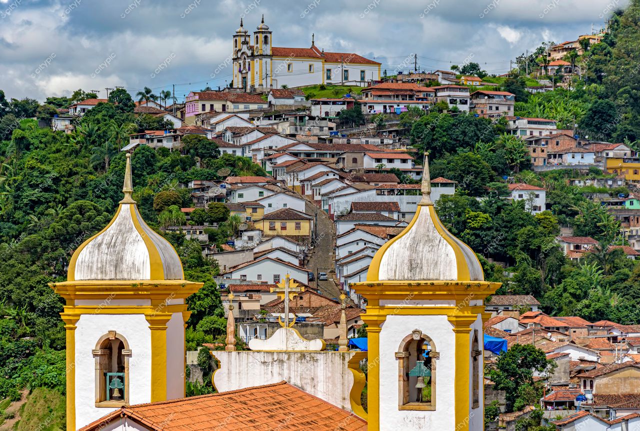 Ouro Preto, Minas Gerais: Vista panorâmica da riqueza histórica e cultural da cidade