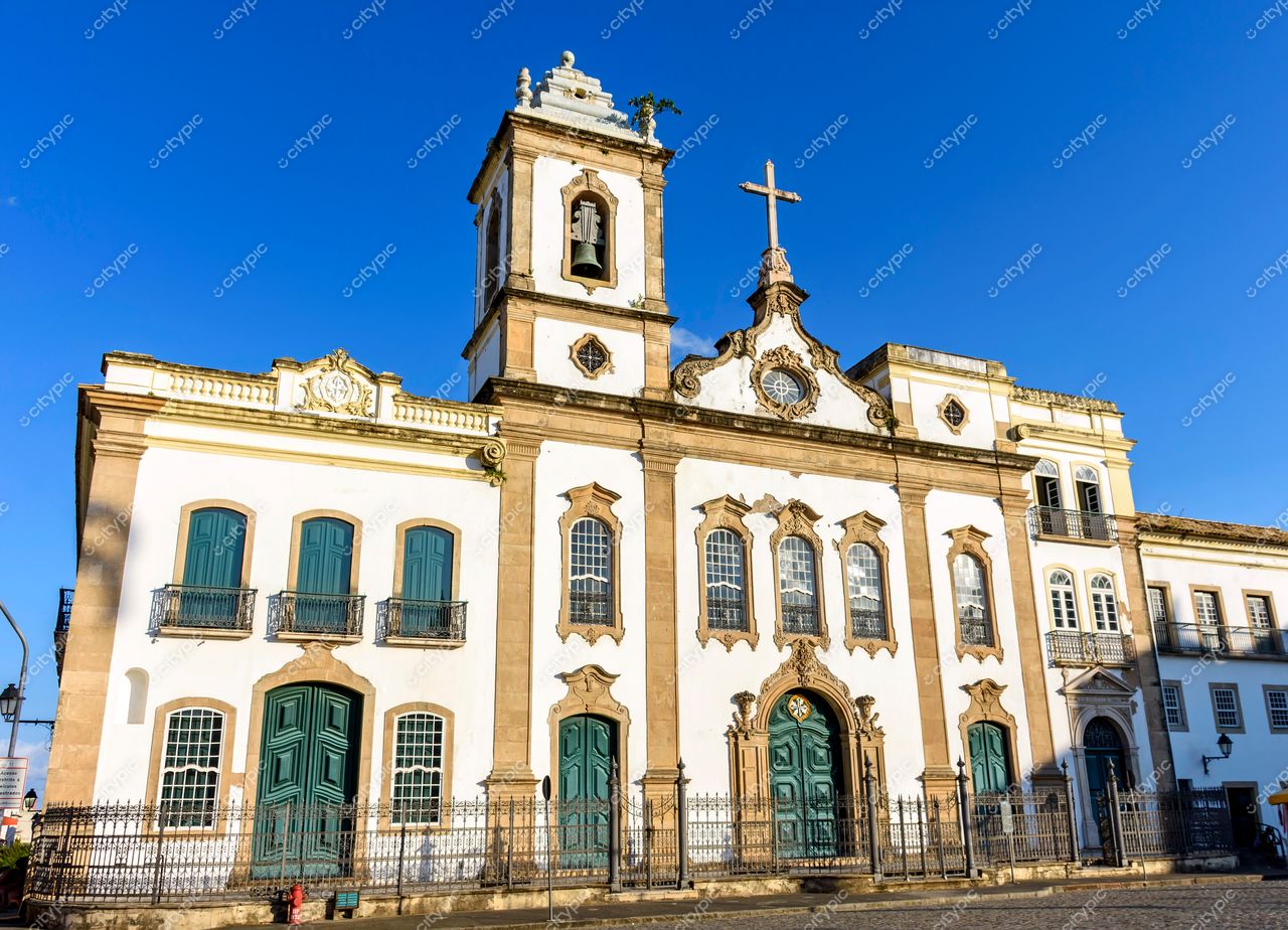 Igreja de São Francisco: a imponente fachada colonial no coração do Pelourinho, Salvador, Bahia