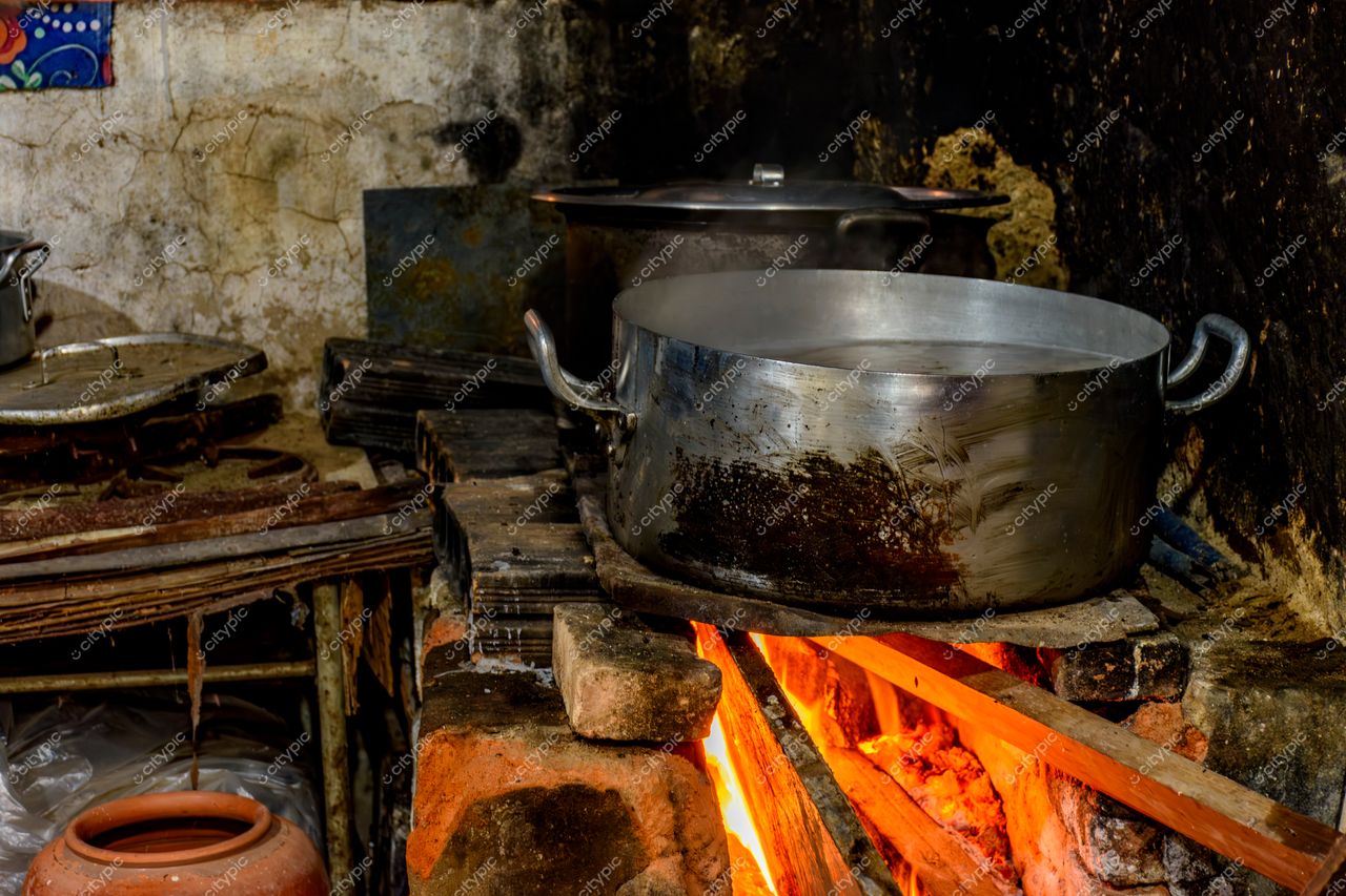 Cozinha Rústica: O Caldeirão da Tradição