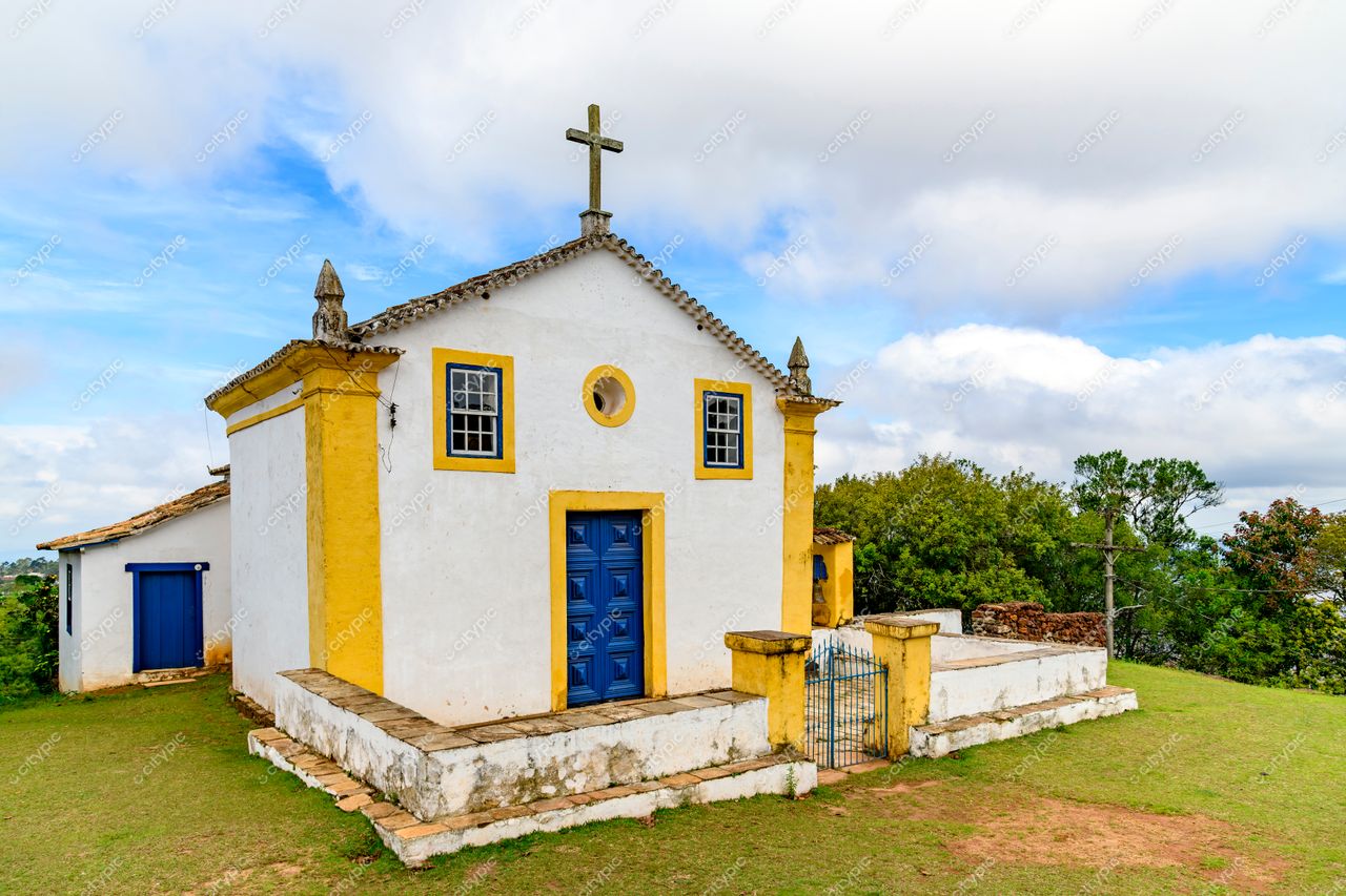 Capela Pitoresca em Ouro Preto: Um Patrimônio Colonial Brasileiro