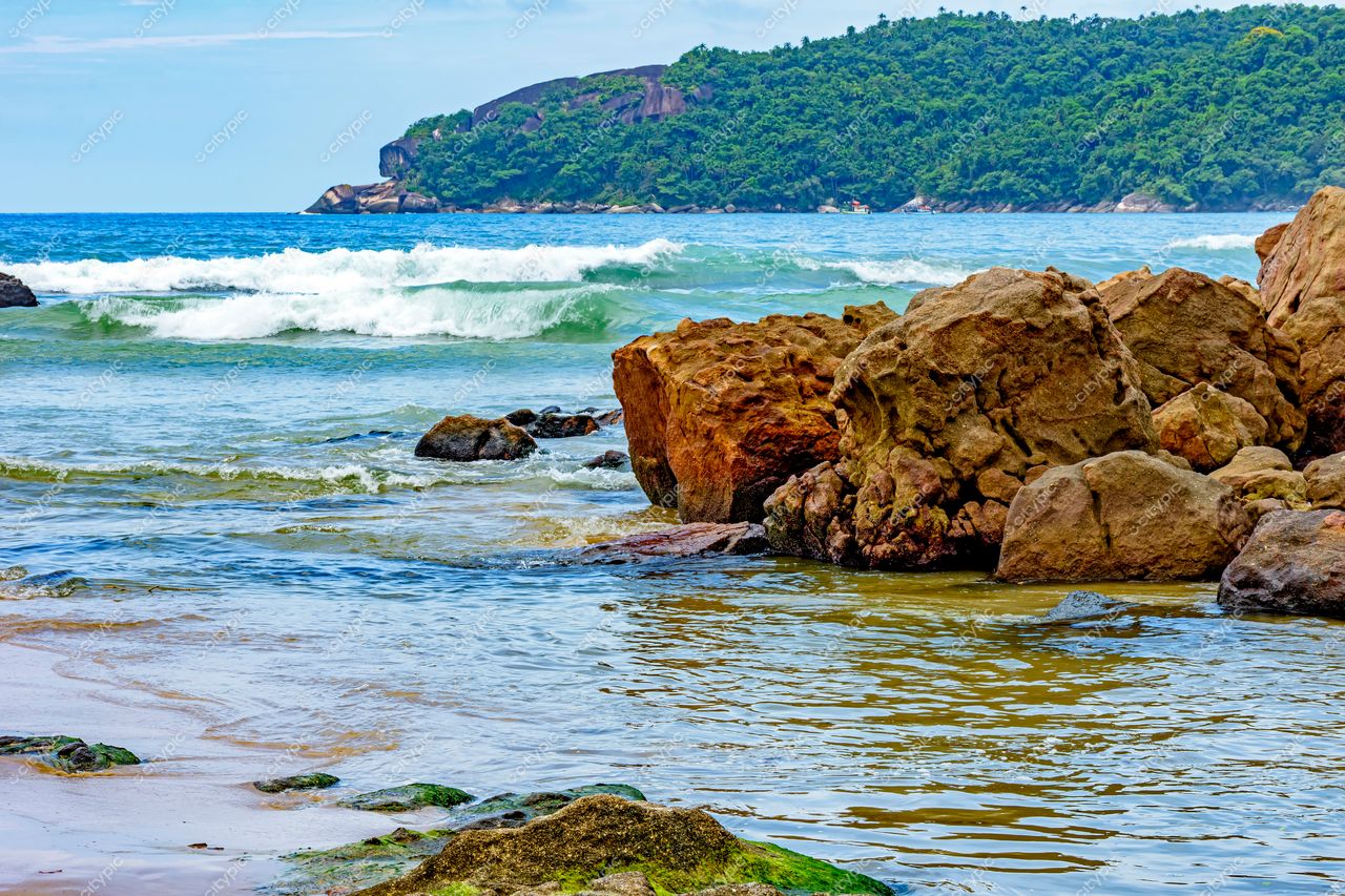 Trindade, Paraty: A beleza paradisíaca de uma praia no Rio de Janeiro, Brasil