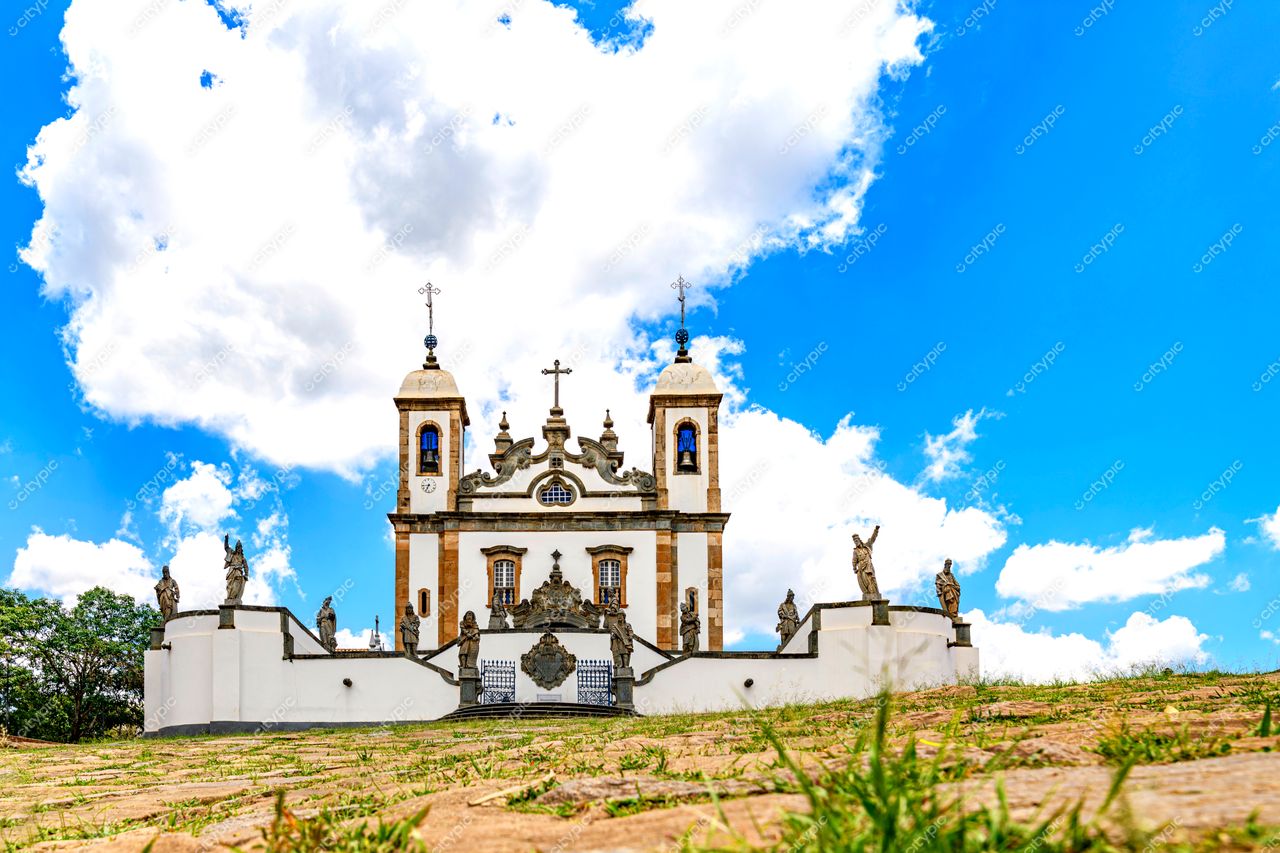 Congonhas, Minas Gerais: Basílica do Senhor Bom Jesus de Matosinhos – Beleza e História em um Cenário Imponente