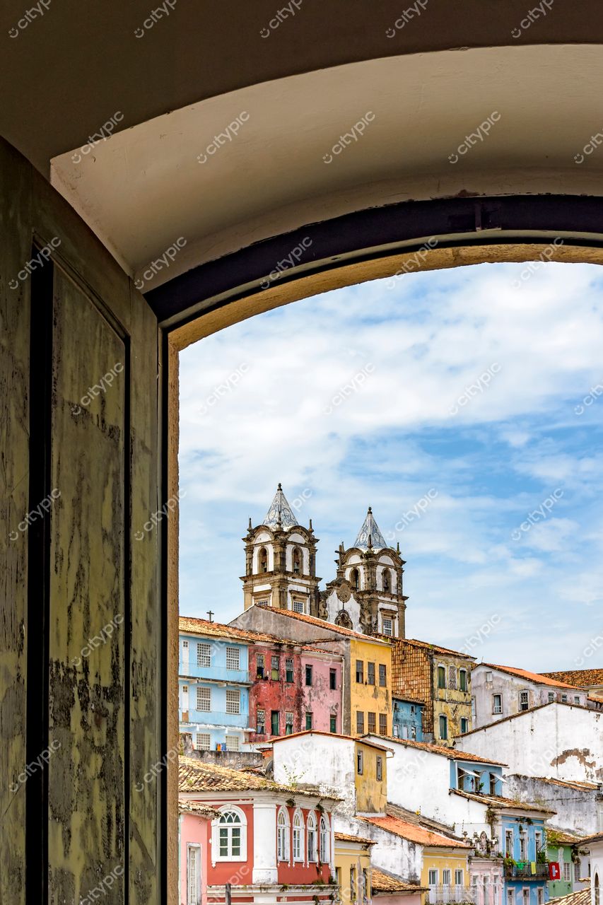 Pelourinho, Salvador: A vibrante arquitetura colorida da Bahia