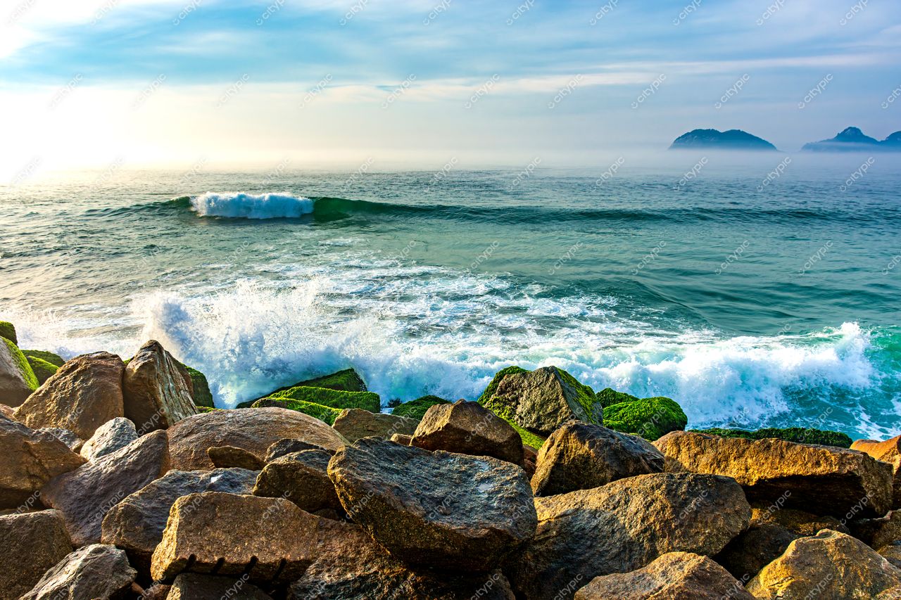 Barra da Tijuca, Rio de Janeiro: Serenidade e Beleza Natural na Praia da Barra da Tijuca
