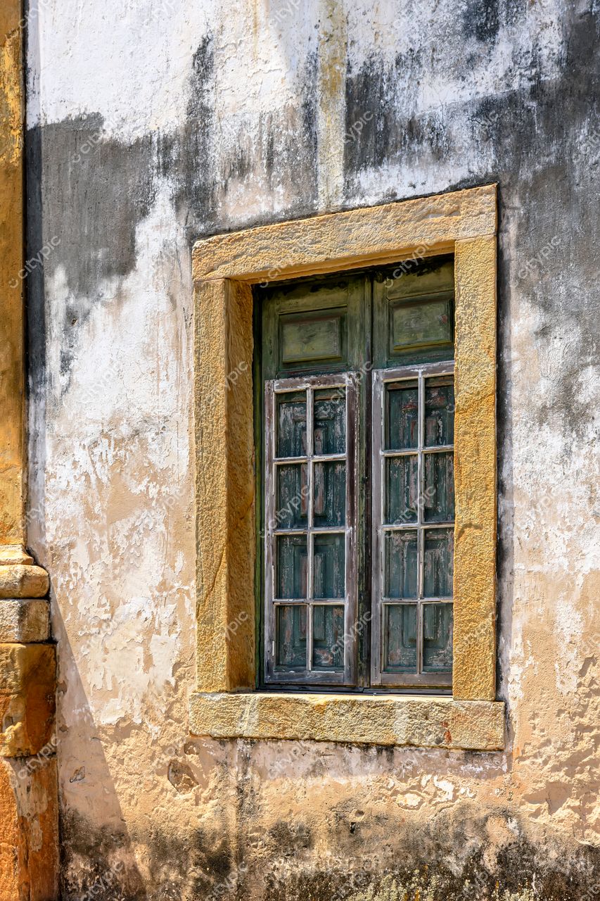 Ouro Preto, Minas Gerais: Janela Tradicional em Construção Histórica