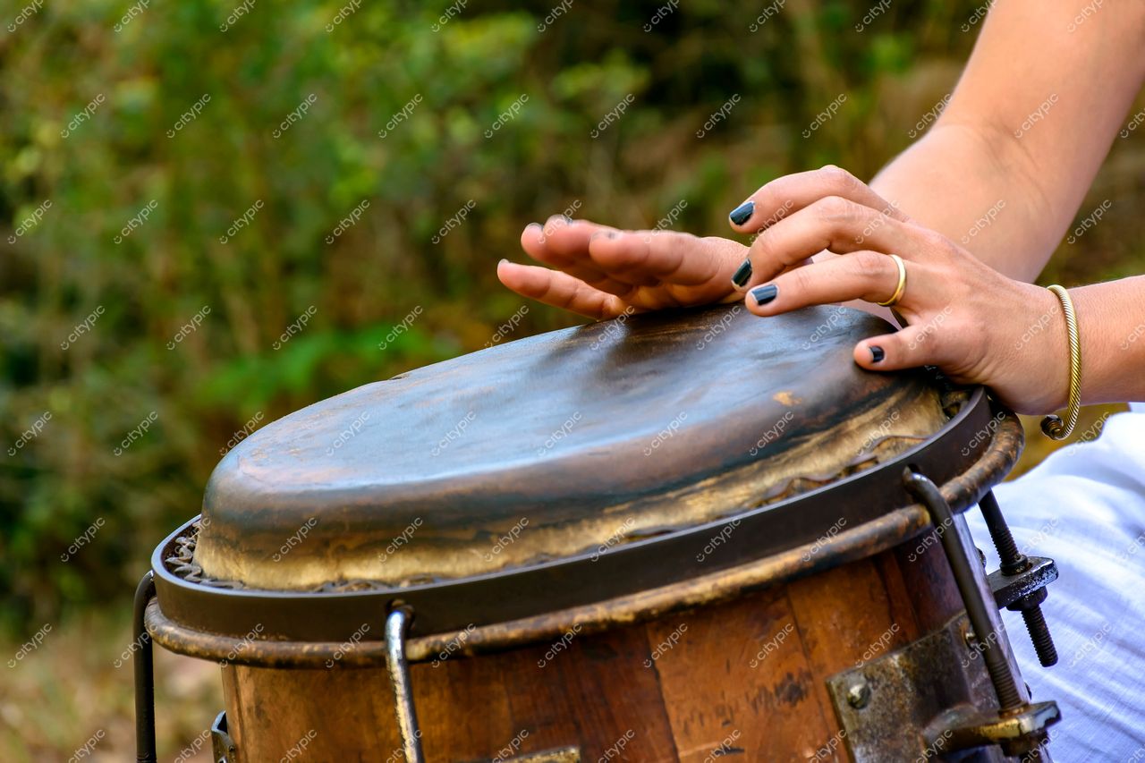 Rio de Janeiro: O toque moderno da percussão brasileira