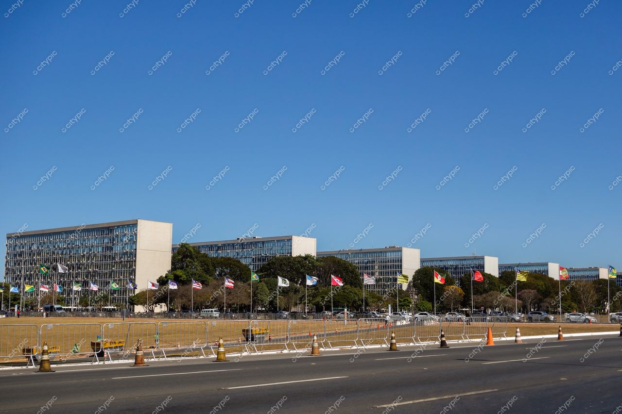 Brasília, DF, Brasil: Vista panorâmica dos edifícios do Setor Governamental