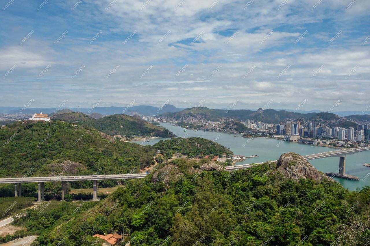 Vitória, Espírito Santo: Natureza e Urbanização em Perfeita Harmonia