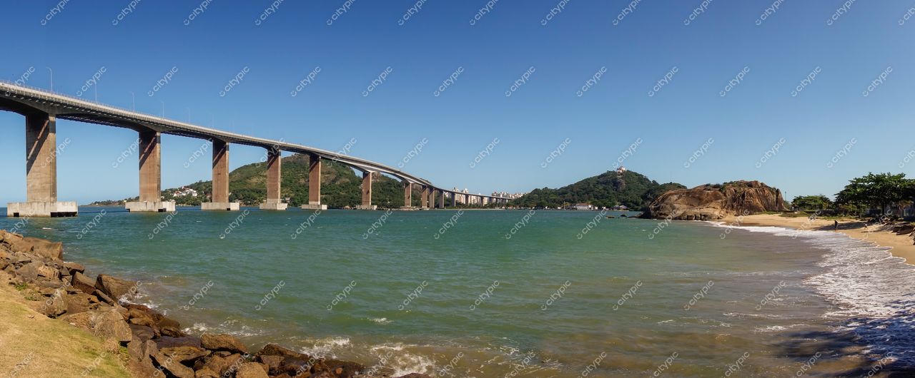 Vitória, Espírito Santo: Viaduto de Carapebus em harmonia com a natureza e arquitetura local